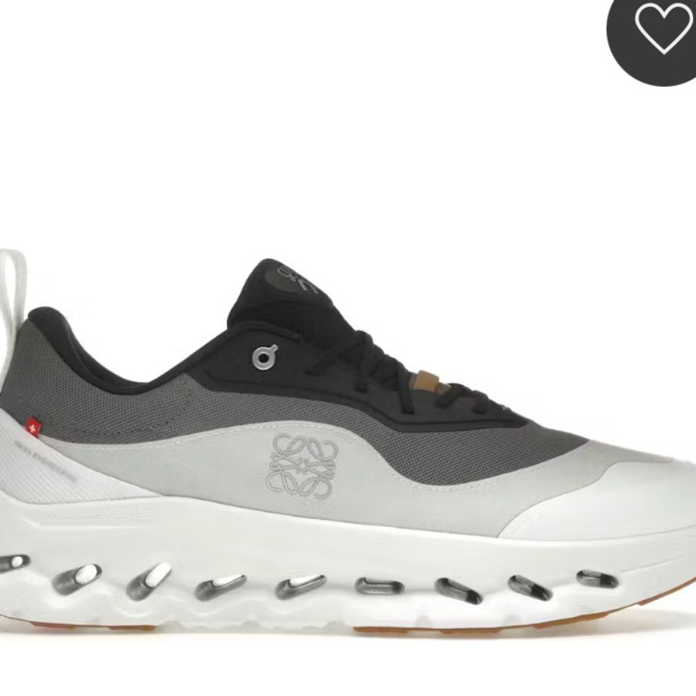 Loewe Grey and Black Low-Top Sneaker